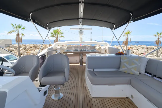 2019-sunseeker-manhattan-52-power-10178990-20260519071552945-3